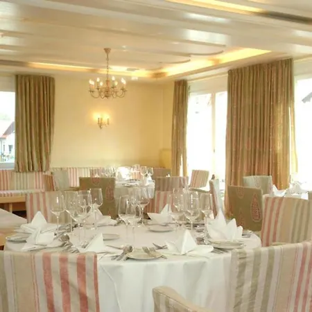 Hotel Dermuth - Dermuth Poertschach Pörtschach am Wörthersee