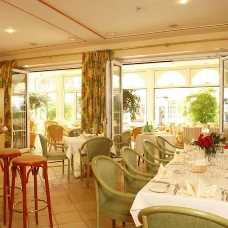 德尔慕斯酒店集团 - 佩莎赫德尔慕斯酒店 4*