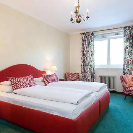 德尔慕斯酒店集团 - 佩莎赫德尔慕斯酒店 酒店 Pörtschach am Wörthersee