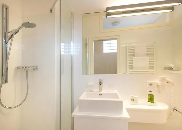 Hotel Dermuth - Dermuth Poertschach