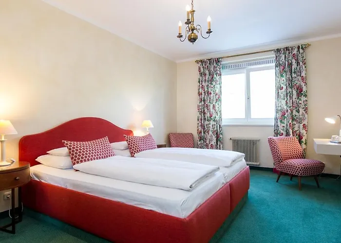 Dermuth Hotels - Hotel Dermuth Poertschach Hotel Portschach am Woerthersee